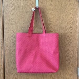 🌸3/$15🌸 NWT Bath and Body Works Tote Bag